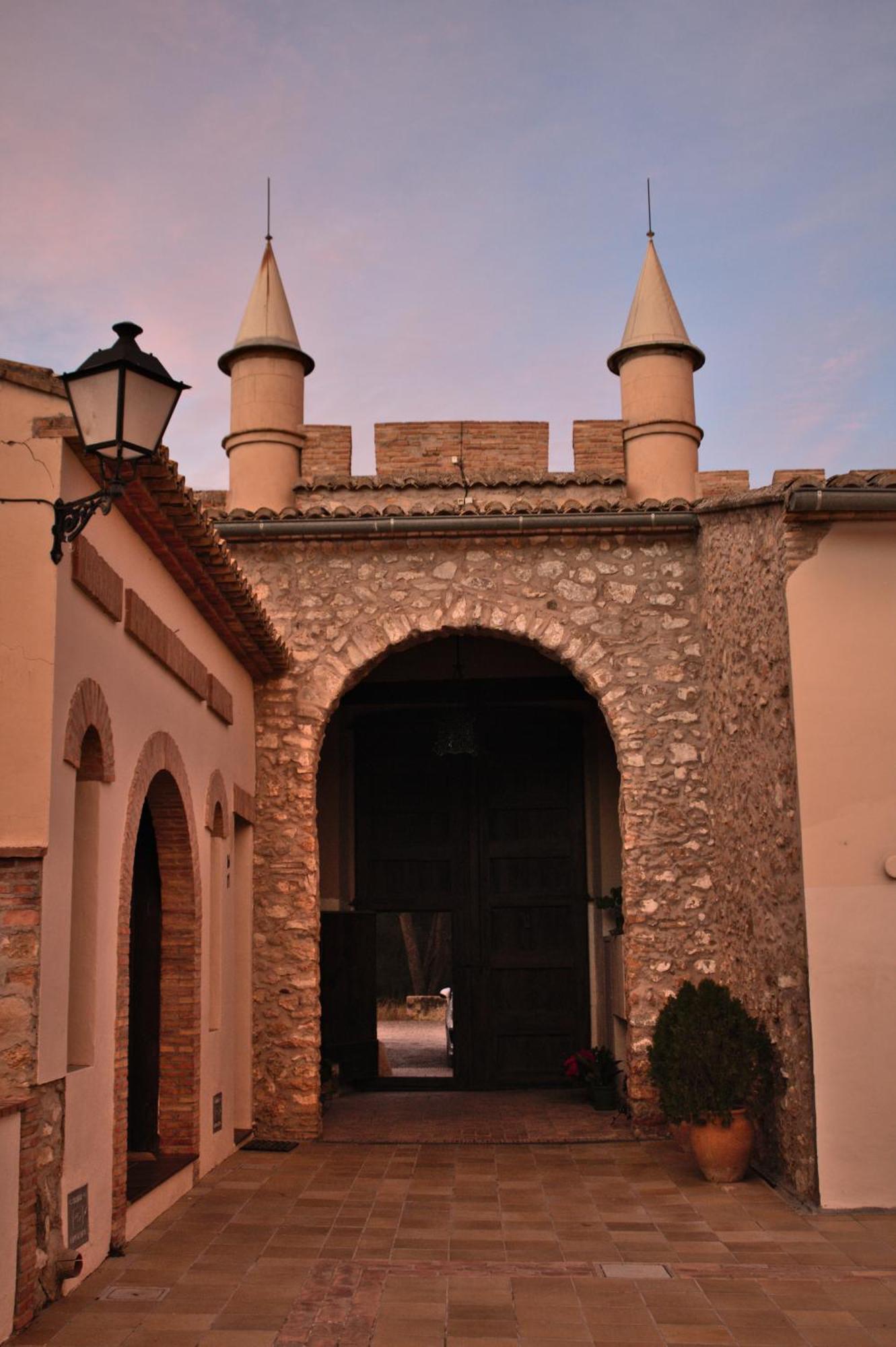Masia De San Juan - Castillo Con Piscina En Plena Sierra Calderona Apartment
